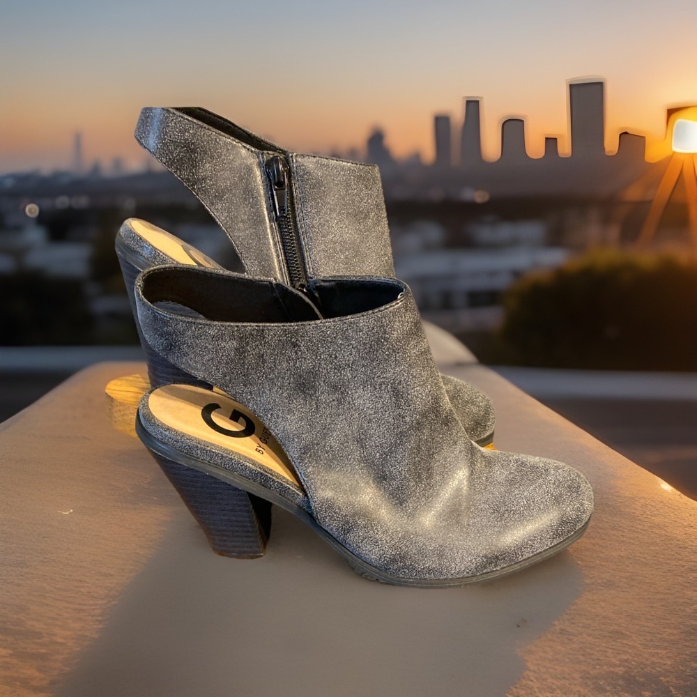 G by Guess Women's Slingback Gray Shoes Heels Clog Style Size 7.5 M Side Zip